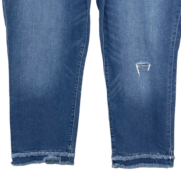 Chicos So Slimming Jeans Womens 16 Girlfriend High Rise Slim Leg Raw Hem Crop - Picture 4 of 10